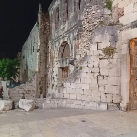 Heritage Diocletians Palac Готель